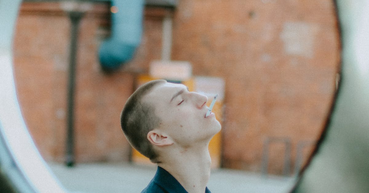 Ahdistus - Kuinka voittaa lapsuuden traumojen aiheuttama ahdistus – Opas parempaan elämään