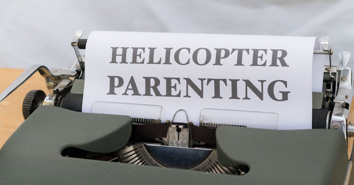 Ylisuojeleminen - Näkymätön kamppailu lapsiemme tulevaisuuden puolesta: Miten välttää ylisuojelun sudenkuopat